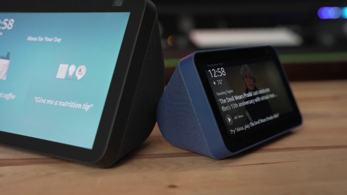 Amazon Echo Show 5 vs. Echo Show 8 close up