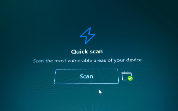 Antivirus quick scan interface with lightning bolt icon