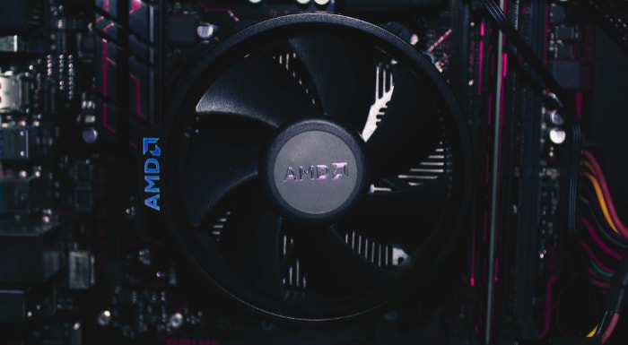 Black fan on heatsink