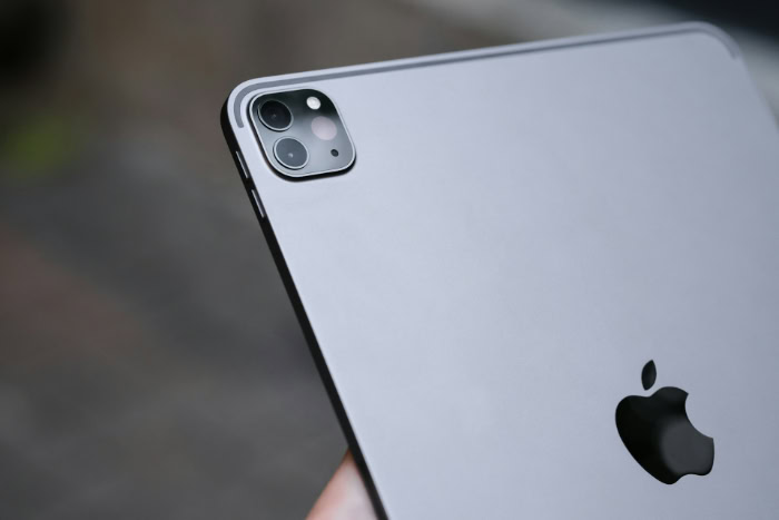 Close up of rear camera on iPad Pro