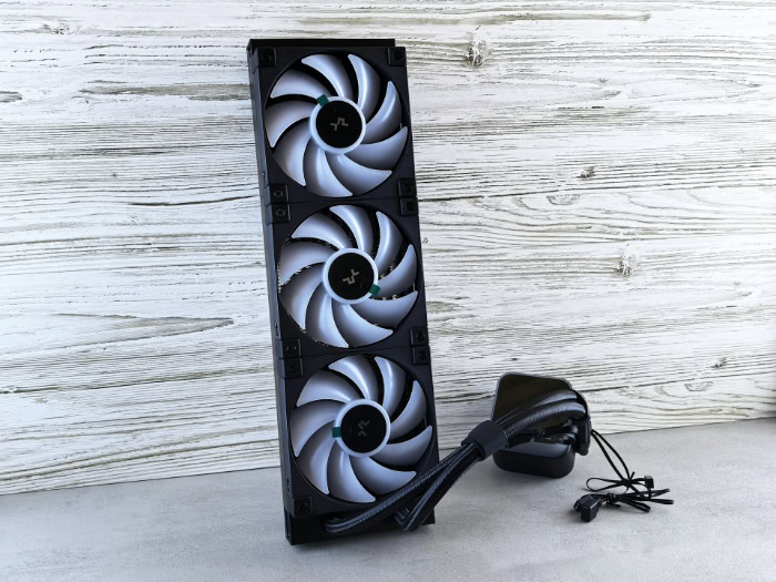 DeepCool 360mm liquid CPU cooler with white fans