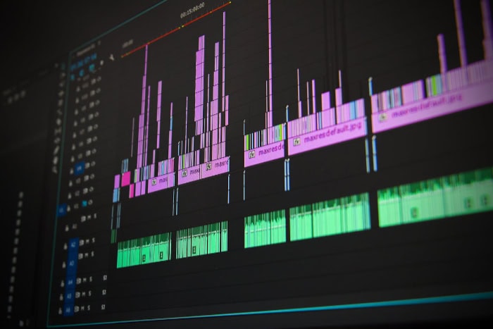 Digital audio editing software showing sound waveforms