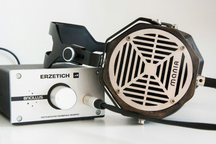 Erzetich headphone amplifier with Mania headphones attached