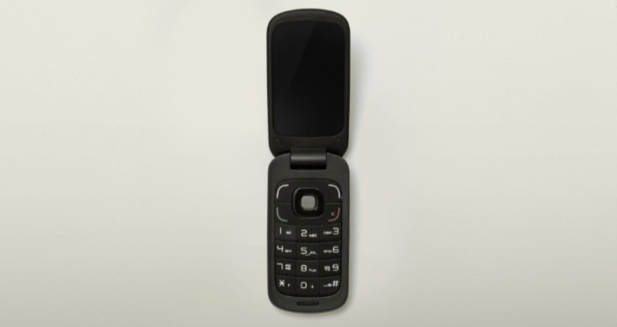 Flip Phones vs. Smartphones Which Is Better for You? Tech Review Advisor