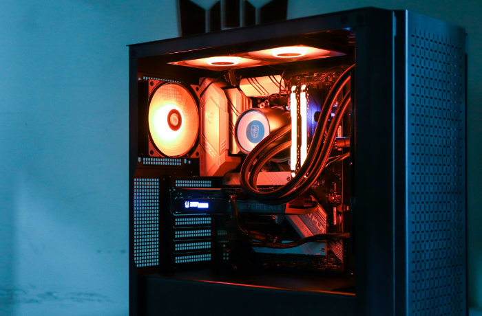 Gaming computer with liquid cooling and LED fans