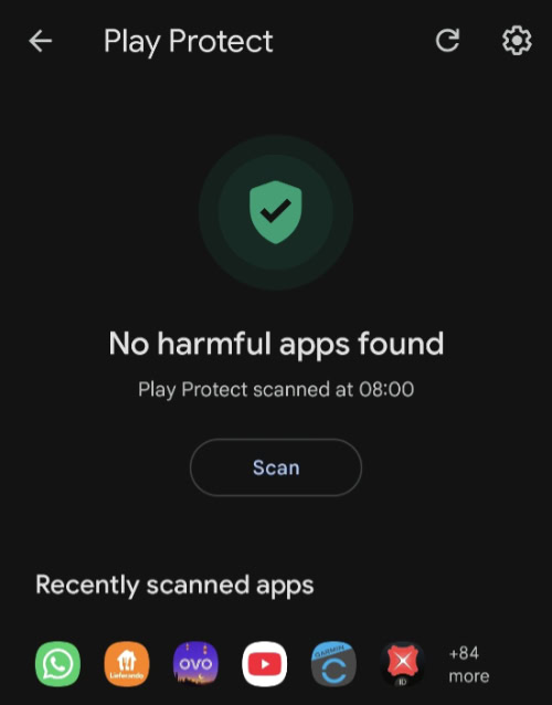 Google Play Protect interface showing safe scan results