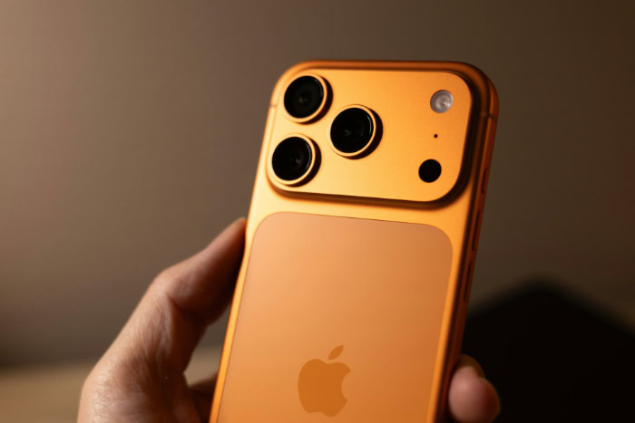 Hand holding an iphone 17 pro