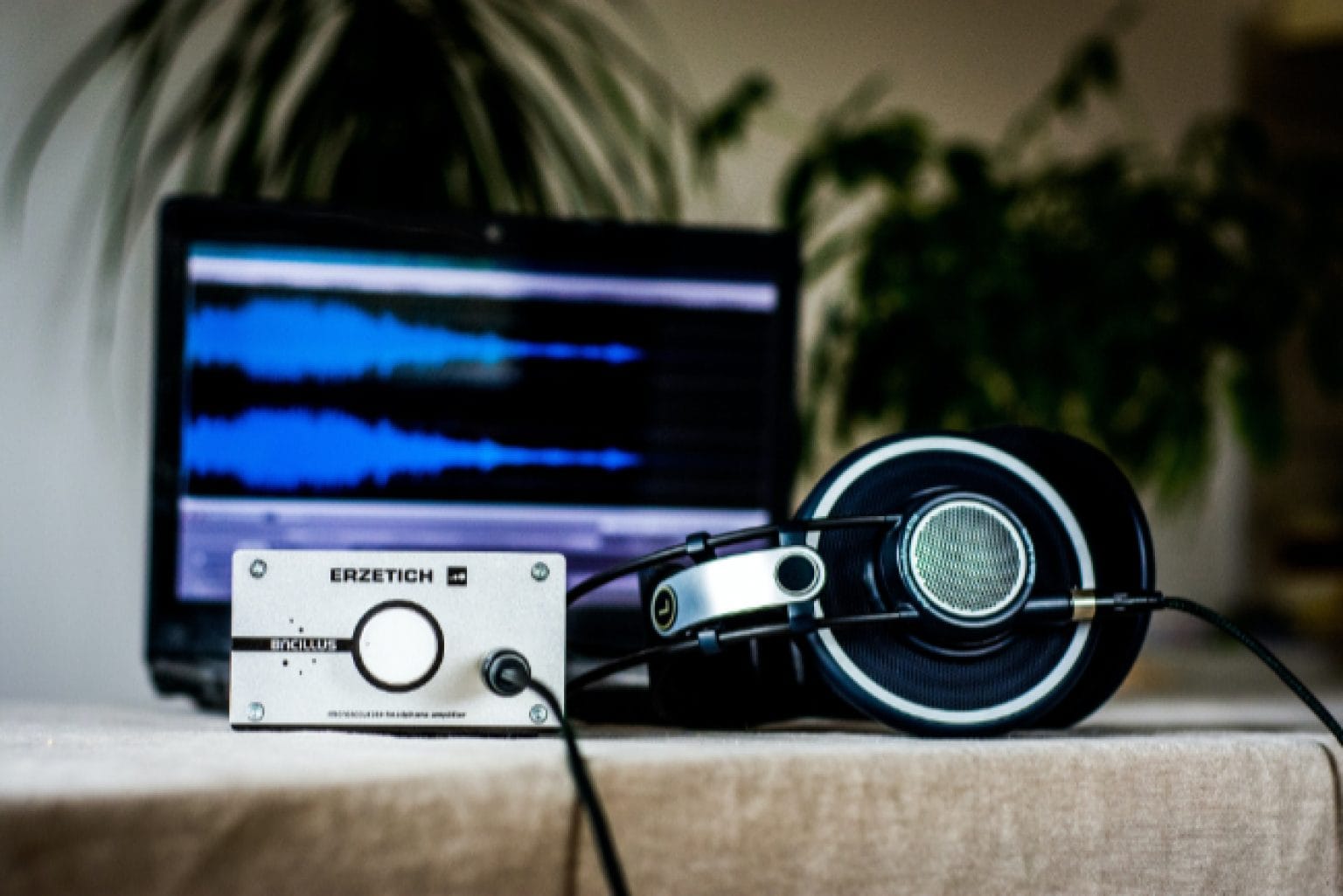 Amp vs. DAC Understanding the Difference Tech Review Advisor