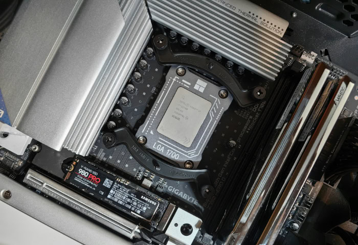 Intel Core i7 12700 CPU seated in LGA 1700 motherboard