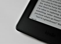 E-Reader vs. Tablet: Which One Is Better for You?