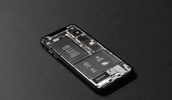 Li ion battery on iPhone