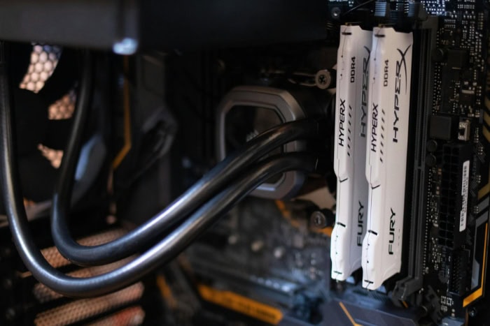 Liquid cooling system and HyperX RAM inside a PC