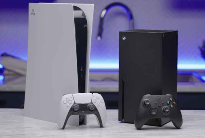 PlayStation 5 and Xbox Series X consoles with controllers