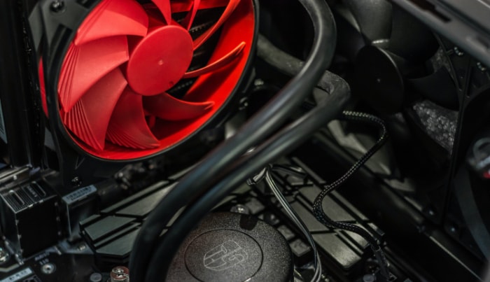 Red fan in PC case