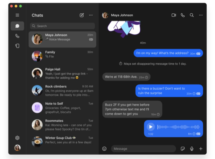 Signal desktop application interface in dark mode theme