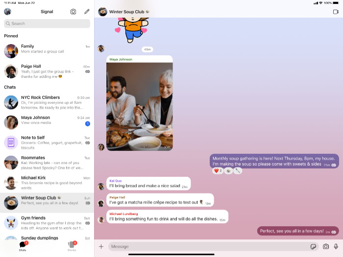 Signal group chat interface on a tablet device
